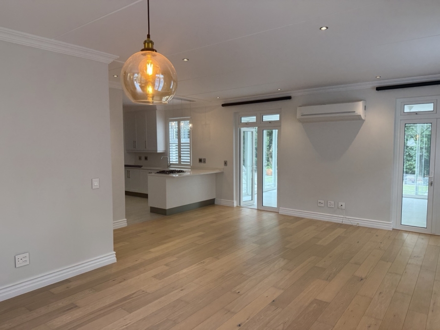 To Let Commercial Property for Rent in Paardevlei Western Cape